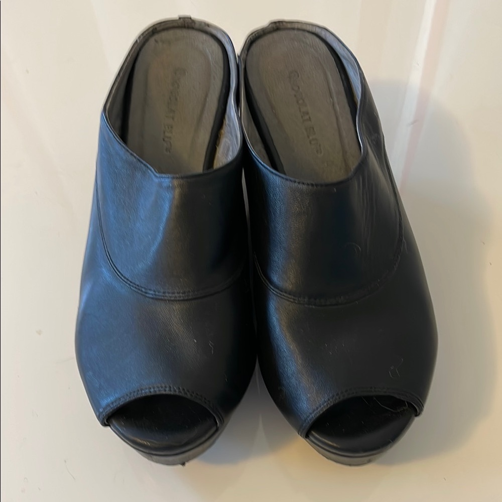 Chocolat Blu black clogs 7.5